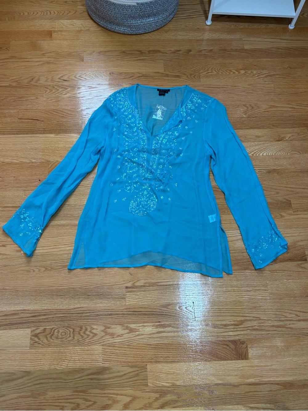 NWOT VENUS Turquoise Sequin Embellished V-Neck Tunic
